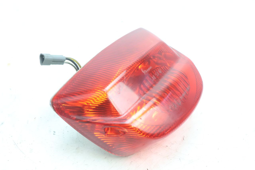 photo de TAIL LIGHT PIAGGIO VESPA S 2T 50 (2007 - 2014) - Zoom on usage condition