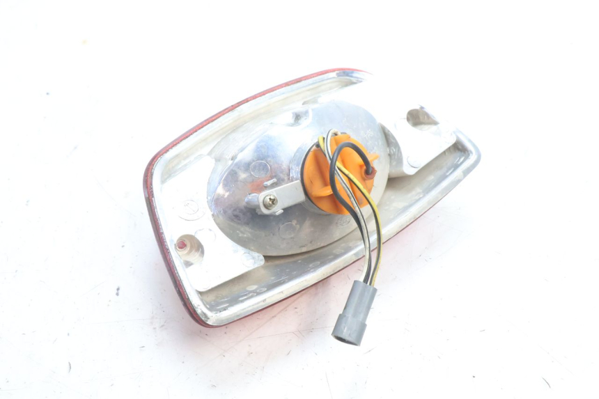 photo de TAIL LIGHT PIAGGIO VESPA S 2T 50 (2007 - 2014) - Surface and material condition