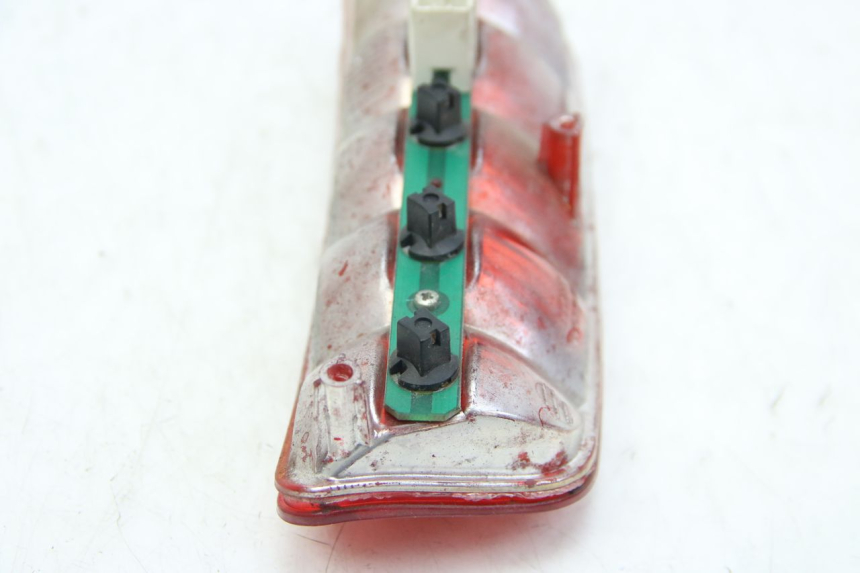 photo de REAR LIGHT PIAGGIO X9 EVOLUTION 125 (2003 - 2007) - Alternative perspective