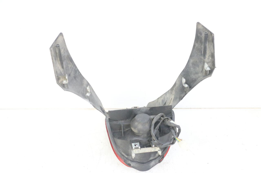 photo de TAIL LIGHT HONDA XLV VARADERO 125 (2000 - 2006) - Zoom on usage condition