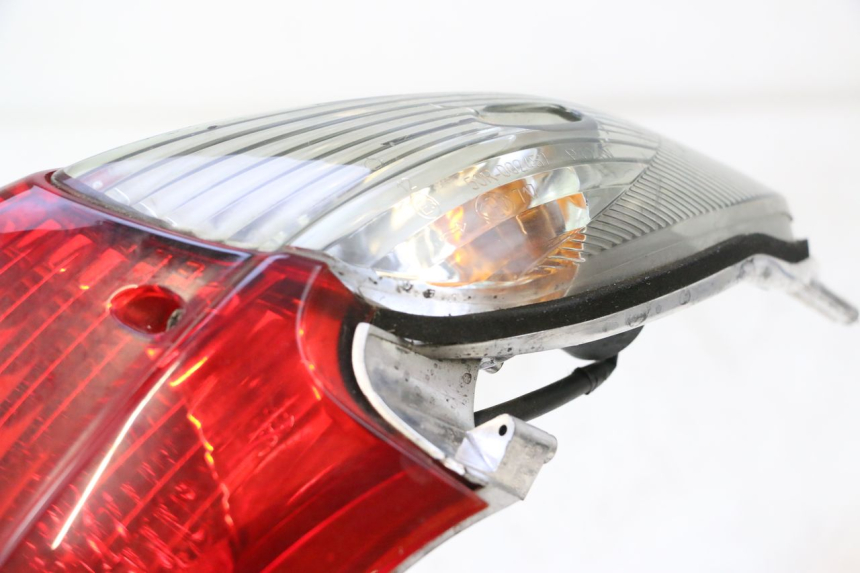 photo de TAIL LIGHT HONDA XLV VARADERO 125 (2007 - 2012) - Technical close-up