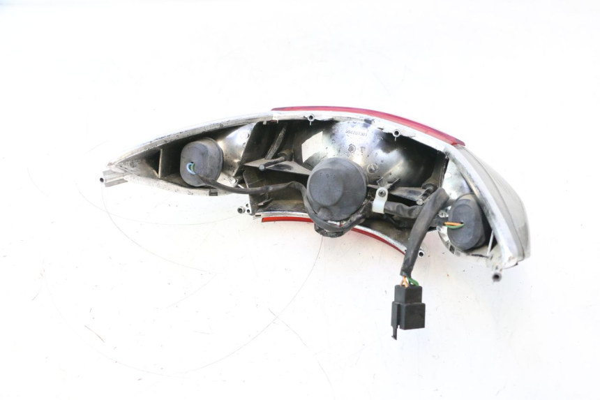 photo de TAIL LIGHT HONDA XLV VARADERO 125 (2007 - 2012) - Fixing points details