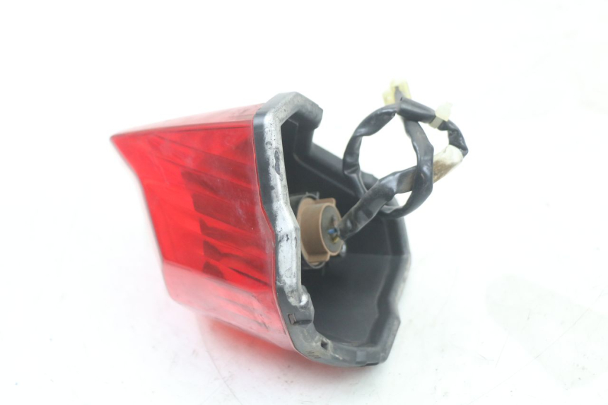 photo de TAIL LIGHT YAMAHA XJ6 ABS 600 (2008 - 2016) - Fixing points details
