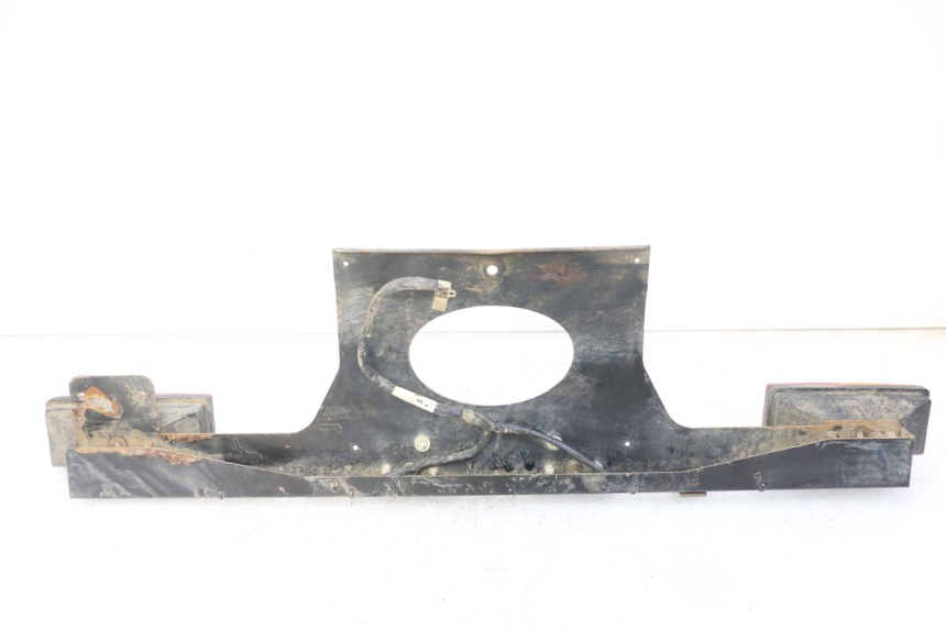 photo de TAIL LIGHT YAMAHA YFM GRIZZLY 550 (2008 - 2015) - Technical close-up