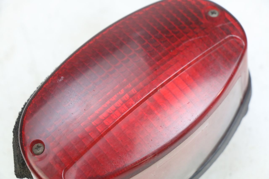 photo de REAR LIGHT YAMAHA YZF R THUNDERCAT 600 (1996 - 2003) - Zoom on usage condition