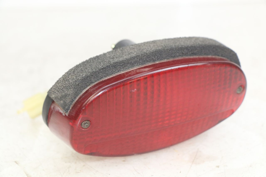 photo de REAR LIGHT YAMAHA YZF R THUNDERCAT 600 (1996 - 2003) - Alternative perspective
