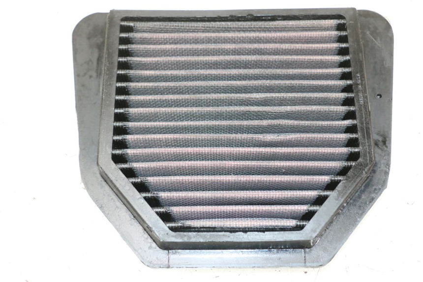 photo de AIR FILTER YAMAHA FZ1 FAZER 1000 (2007 - 2009) - Technical close-up