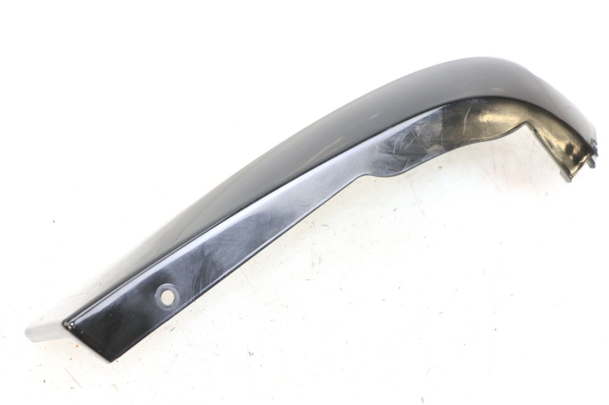 photo de Right rear side panel E-MAX 80L 1 (2011 - 2014) - Fixing points details