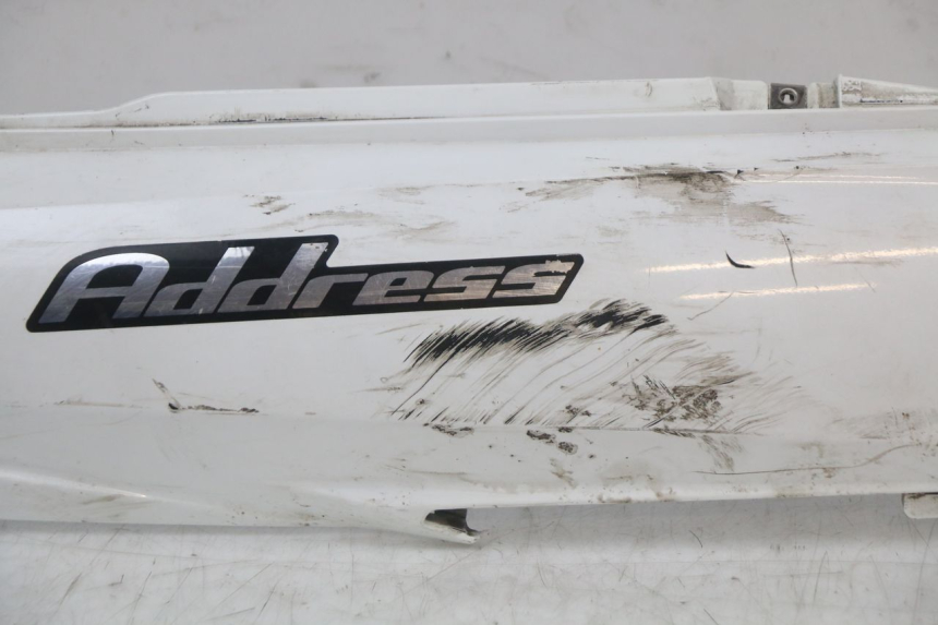 photo de REAR RIGHT PANEL SUZUKI ADDRESS 110 (2015 - 2020) - Alternative perspective
