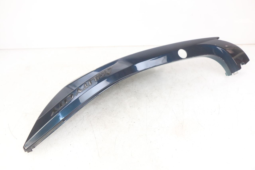 photo de RIGHT REAR SIDE PANEL KYMCO AGILITY 16+ 4T 50 (2018 - 2023) - Fixing points details