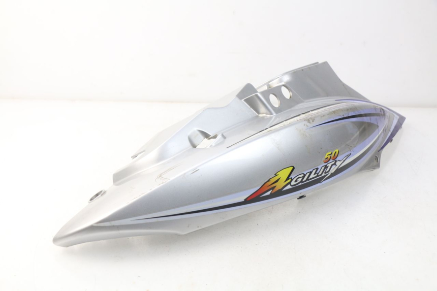 photo de RIGHT REAR SIDE PANEL KYMCO AGILITY 4T 50 (2005 - 2018) - Distinctive features