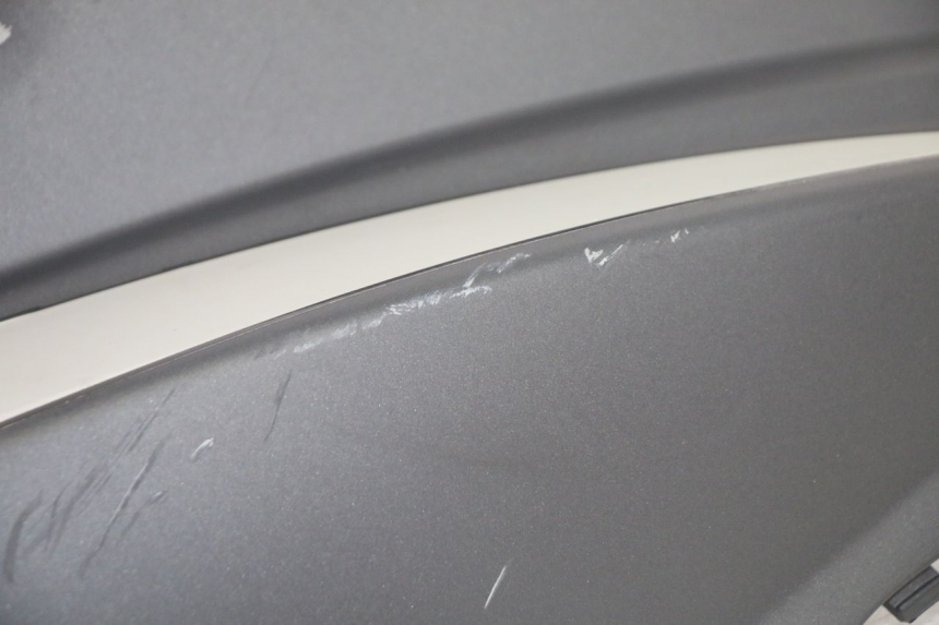 photo de RIGHT REAR SIDE PANEL KYMCO AGILITY 4T 50 (2018 - 2022) - Technical close-up