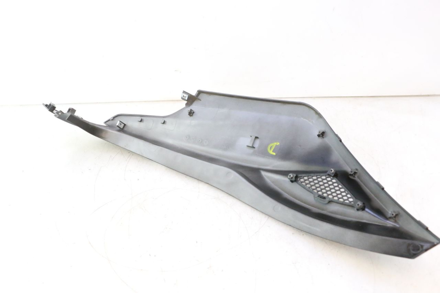 photo de REAR RIGHT PANEL KYMCO AGILITY CITY 16P 125 (2015 - 2024) - Component zoom