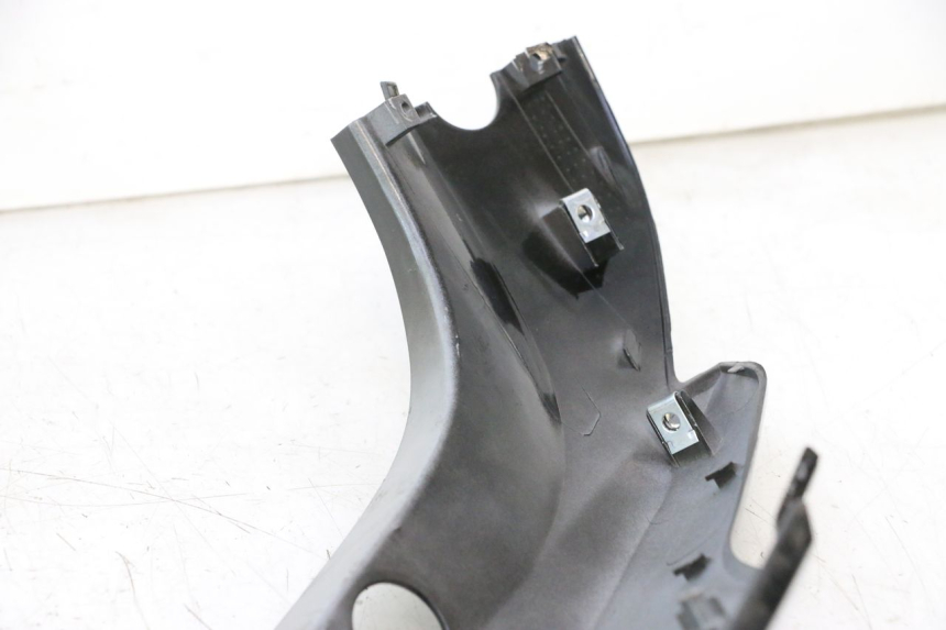 photo de REAR RIGHT PANEL KYMCO AGILITY CITY 16P 125 (2015 - 2024) - Markings and original references