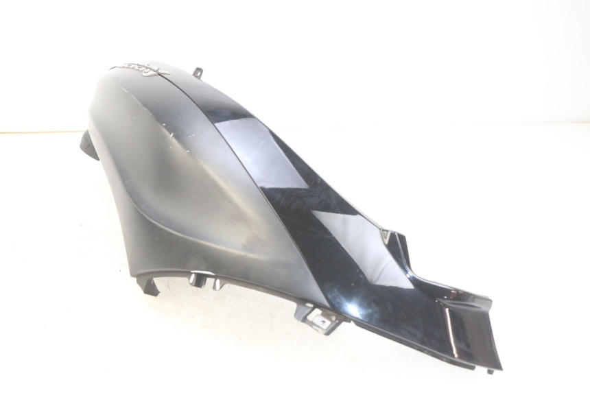 photo de RIGHT REAR SIDE PANEL PIAGGIO BEVERLY 125 (2010 - 2015) - Product overview