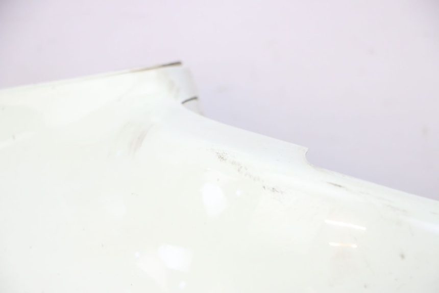 photo de RIGHT REAR SIDE PANEL BMW C1 125 (2000 - 2003) - Distinctive features