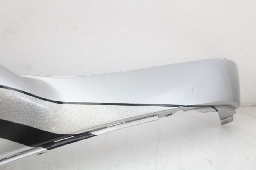photo de RIGHT REAR SIDE PANEL BMW C1 125 (2000 - 2003) - Technical close-up