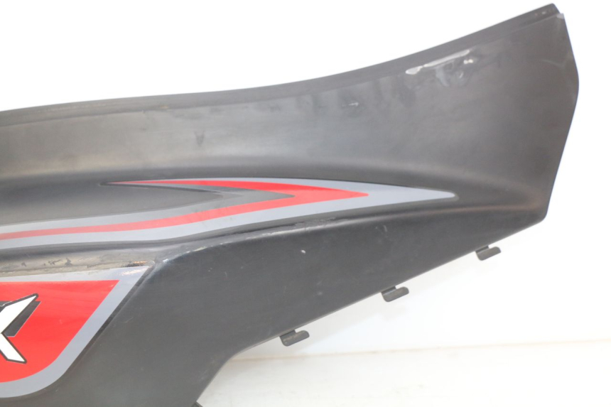 photo de RIGHT REAR SIDE PANEL SYM CROX 4T 50 (2016 - 2023) - Surface and material condition