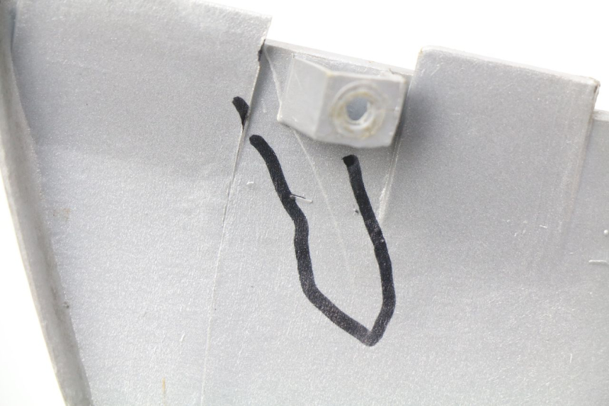 photo de REAR RIGHT PANEL SYM DD 50 (2005 - 2011) - Fixing points details