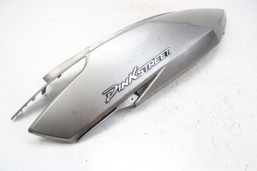 photo de RIGHT REAR SIDE PANEL KYMCO DINK STREET 125 (2009 - 2014) - Alternative perspective