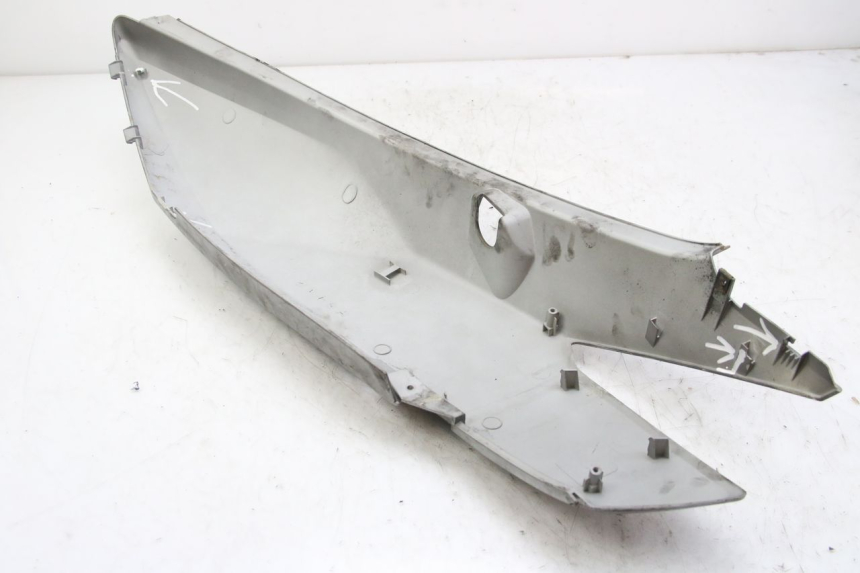 photo de RIGHT REAR SIDE PANEL KYMCO DINK STREET 125 (2009 - 2014) - Markings and original references