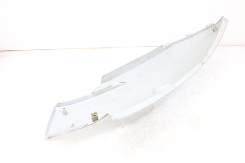 photo de RIGHT REAR SIDE PANEL KYMCO DINK STREET 125 (2009 - 2014) - Alternative perspective