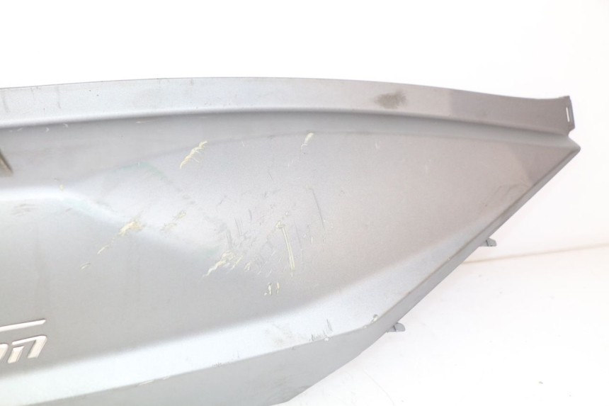 photo de RIGHT REAR SIDE PANEL KYMCO DOWNTOWN ABS 125 (2015 - 2017) - Checked used part