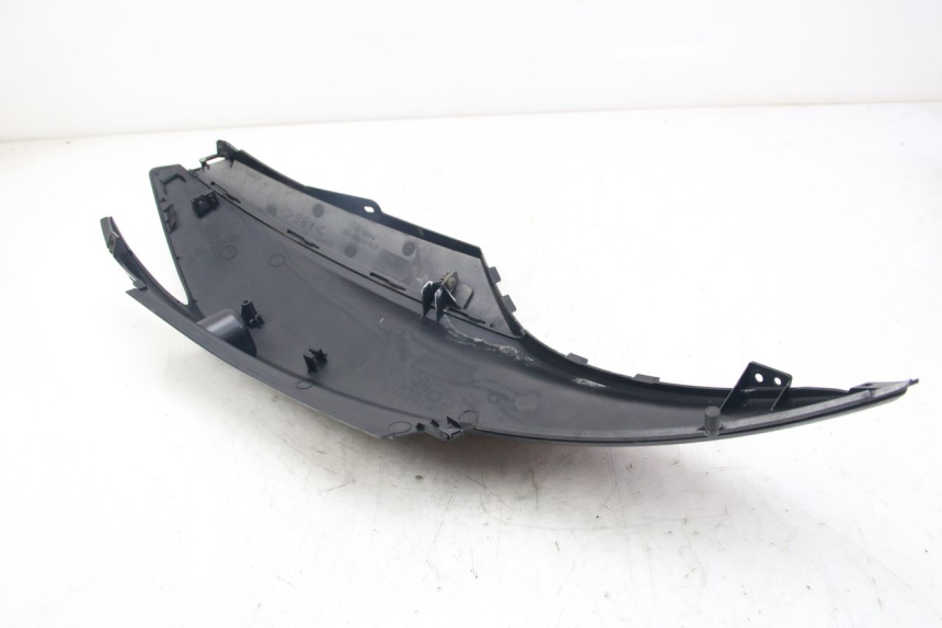 photo de RIGHT REAR SIDE PANEL YAMAHA D'ELIGHT DELIGHT 125 (2017 - 2020) - Technical close-up