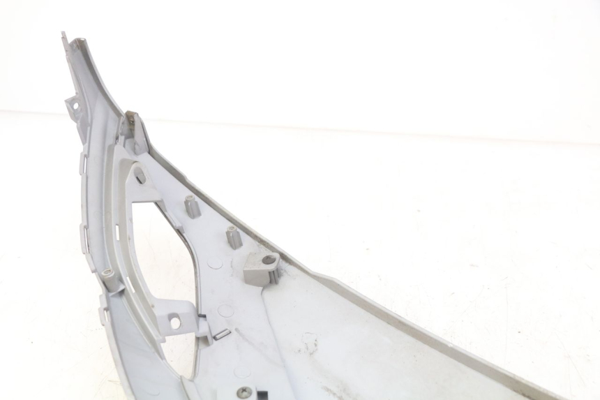 photo de RIGHT REAR SIDE PANEL SYM FIDDLE 3 III 125 (2014 - 2020) - Zoom on usage condition