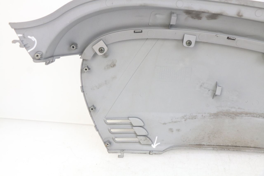 photo de RIGHT REAR SIDE PANEL SYM FIDDLE 3 III 125 (2014 - 2020) - Fixing points details