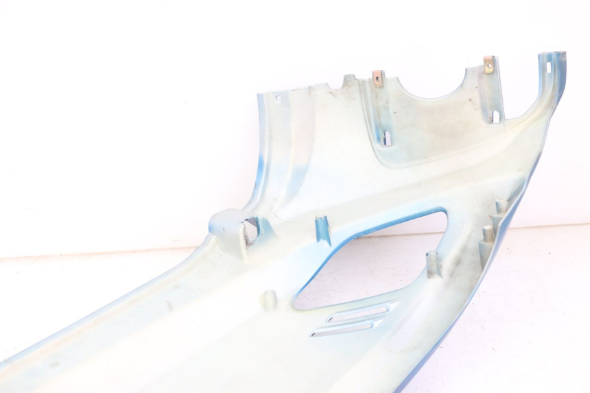 photo de REAR RIGHT PANEL SYM FIDDLE 125 (2008 - 2010) - Zoom on usage condition