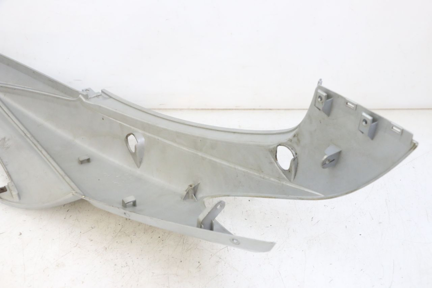 photo de REAR RIGHT PANEL MBK FLAME X 125 (2007 - 2016) - Checked used part