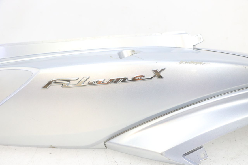 photo de REAR RIGHT PANEL MBK FLAME X 125 (2007 - 2016) - Supplementary product photo