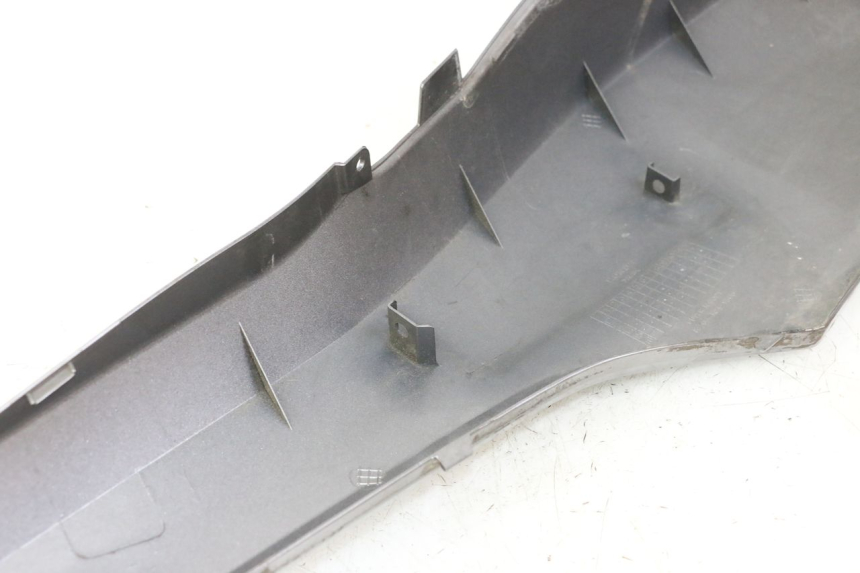 photo de REAR RIGHT PANEL HONDA FORZA ABS 300 (2013 - 2017) - Product overview