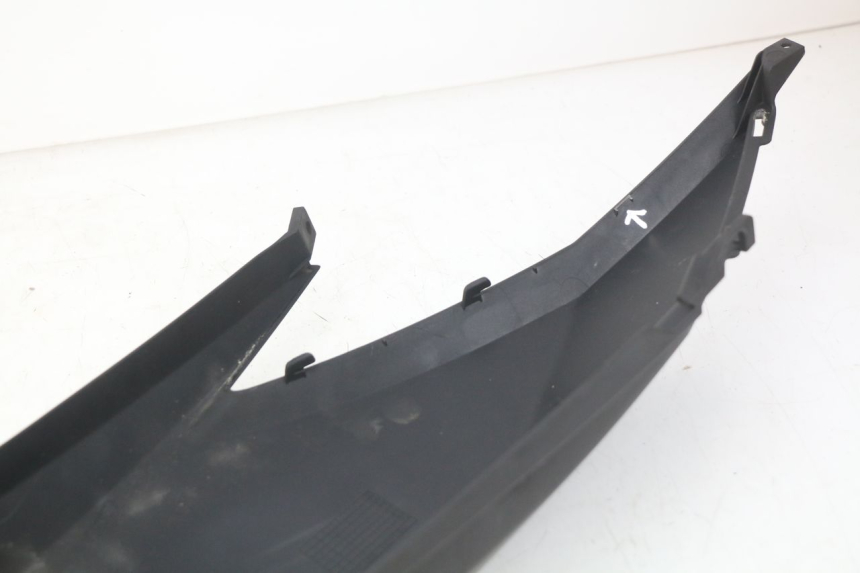 photo de RIGHT REAR SIDE PANEL HONDA FORZA 125 (2015 - 2016) - Alternative perspective