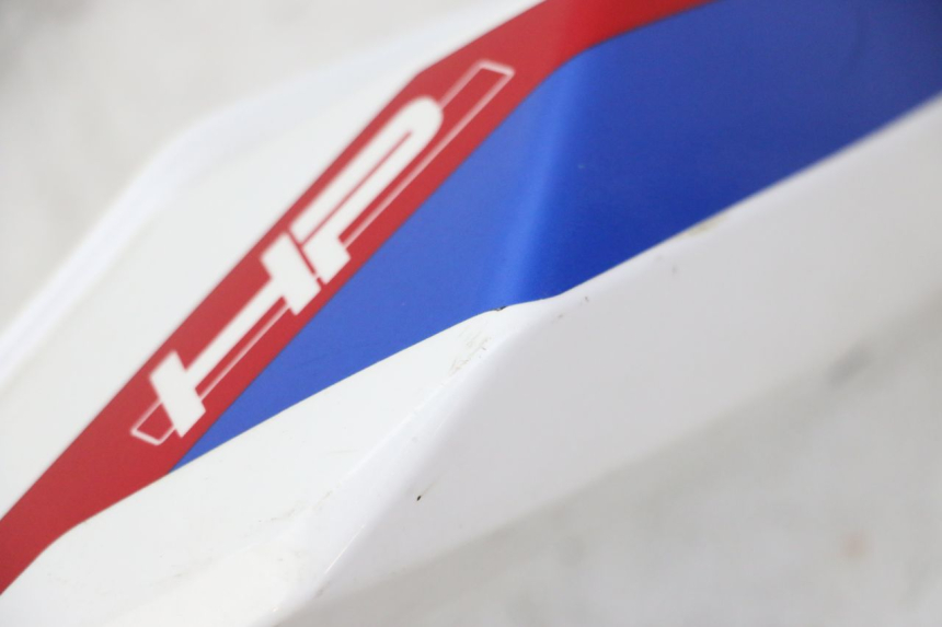 photo de REAR RIGHT PANEL BMW G310 R 310 (2016 - 2020) - Surface and material condition