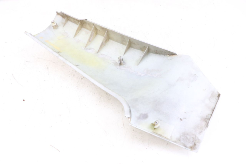 photo de REAR RIGHT PANEL HYOSUNG GF 125 (2001 - 2005) - Component detail