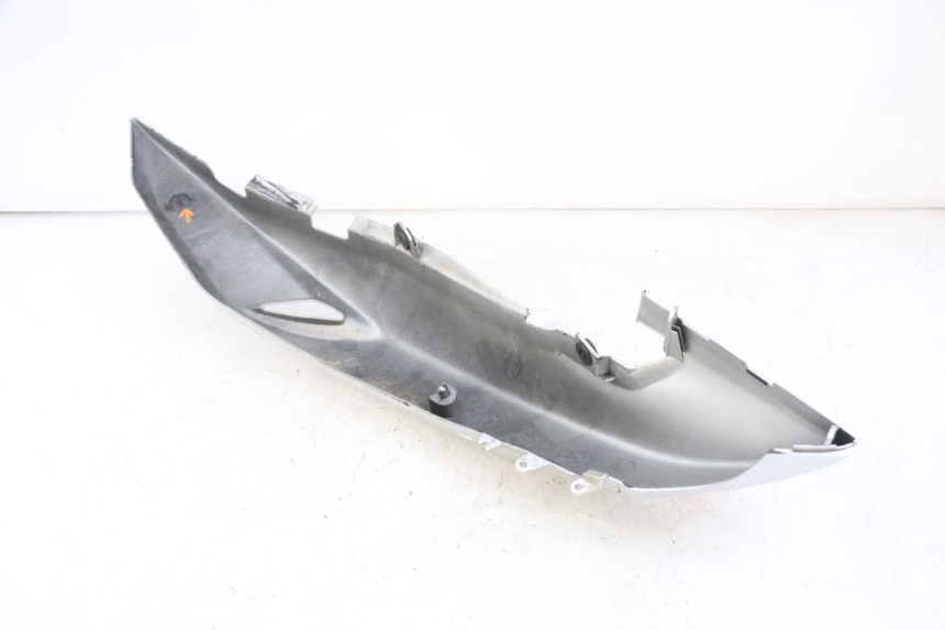 photo de REAR RIGHT PANEL SUZUKI GS GSE 500 (2001 - 2003) - Zoom on usage condition