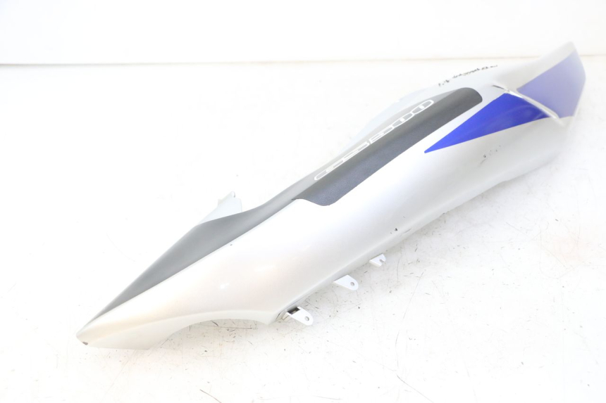 photo de REAR RIGHT PANEL SUZUKI GS GSE 500 (2001 - 2003) - Checked used part