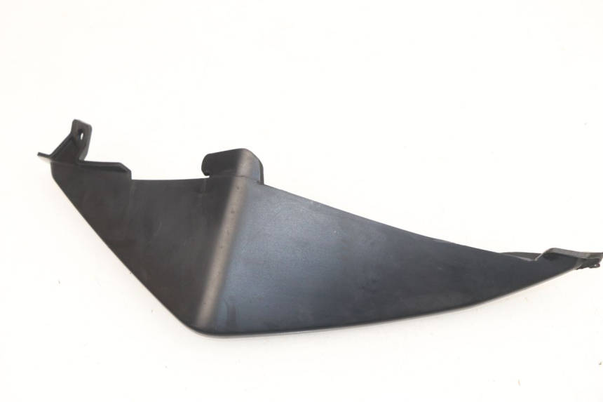 photo de REAR RIGHT PANEL SUZUKI GSR 750 (2011 - 2017) - Alternative perspective