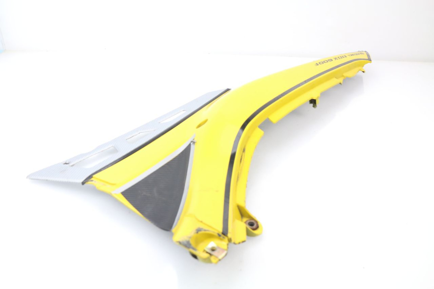 photo de REAR RIGHT PANEL SUZUKI GSXF GSX F 600 (1988 - 1997) - Surface and material condition