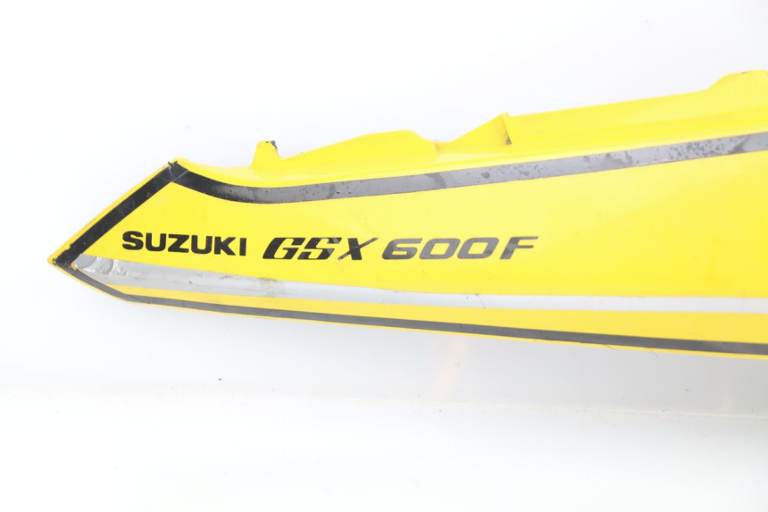 photo de REAR RIGHT PANEL SUZUKI GSXF GSX F 600 (1988 - 1997) - Markings and original references