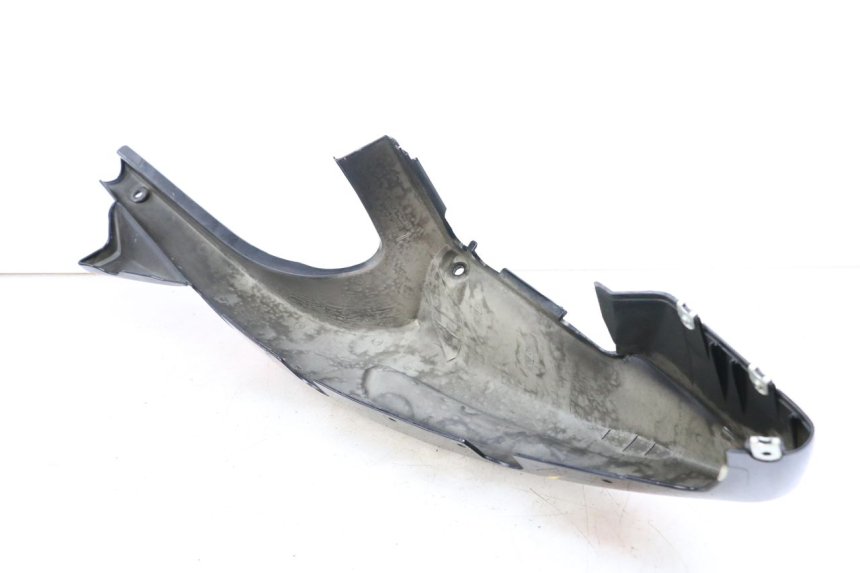 photo de REAR RIGHT PANEL HYOSUNG GTR 125 (2006 - 2008) - Zoom on usage condition