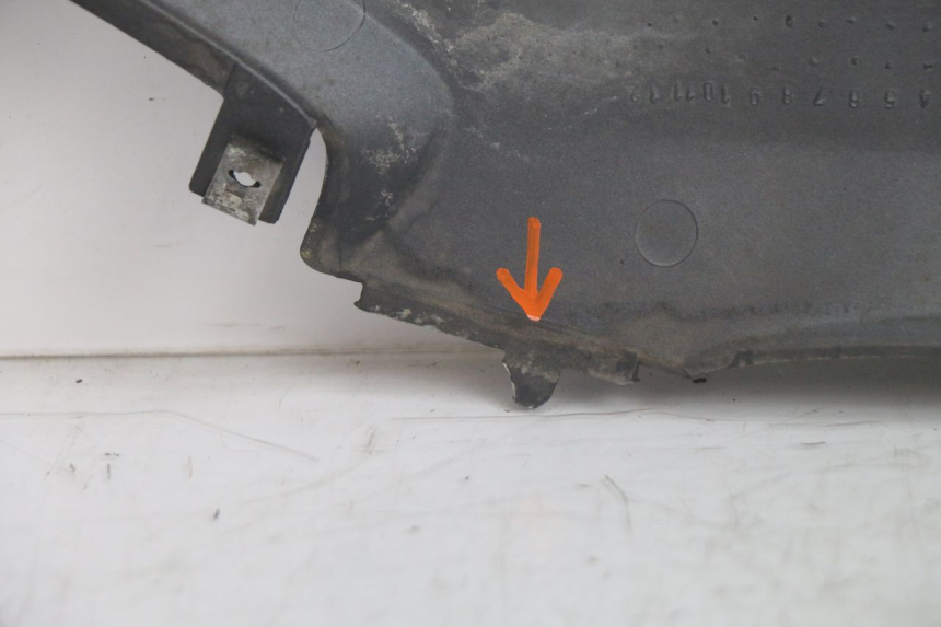 photo de REAR RIGHT PANEL SYM GTS EVO 125 (2009 - 2013) - Checked used part
