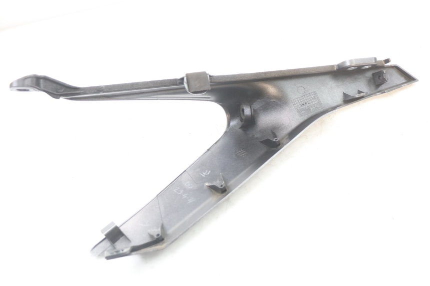 photo de REAR RIGHT PANEL HUSQVARNA SVARTPILEN 401 (2018 - 2023) - Product overview