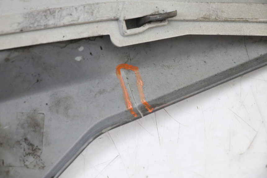 photo de RIGHT REAR SIDE PANEL SYM JET 14 4T 50 (2018 - 2022) - Additional view of the item