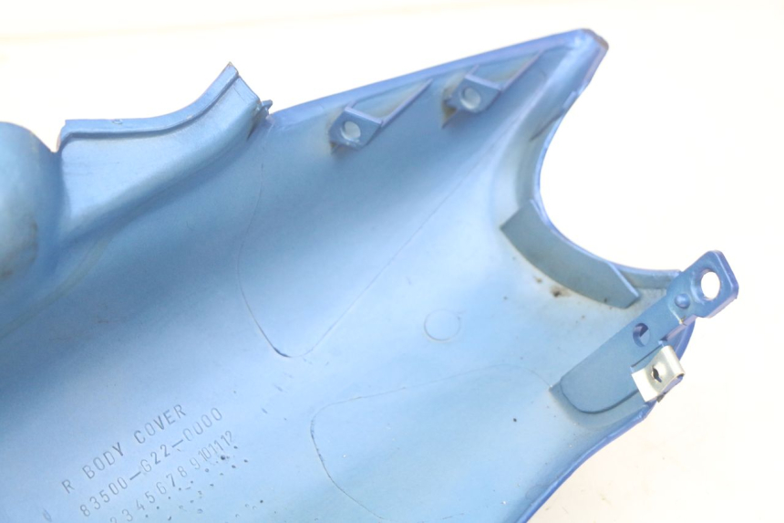 photo de RIGHT REAR SIDE PANEL SYM JET EURO X 2T 50 (2003 - 2007) - Alternative perspective