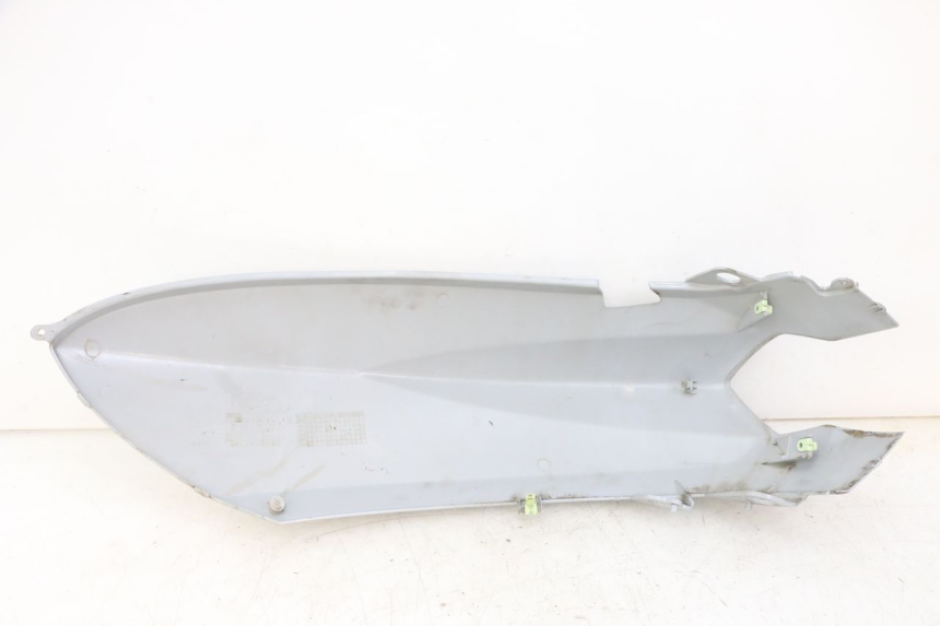 photo de REAR RIGHT PANEL PEUGEOT KISBEE 2T 50 (2018 - 2022) - Technical close-up