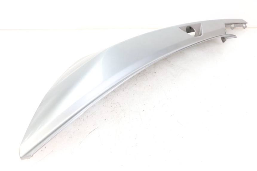 photo de RIGHT REAR SIDE PANEL KYMCO X-TOWN XTOWN 125 (2016 - 2021) - Surface and material condition