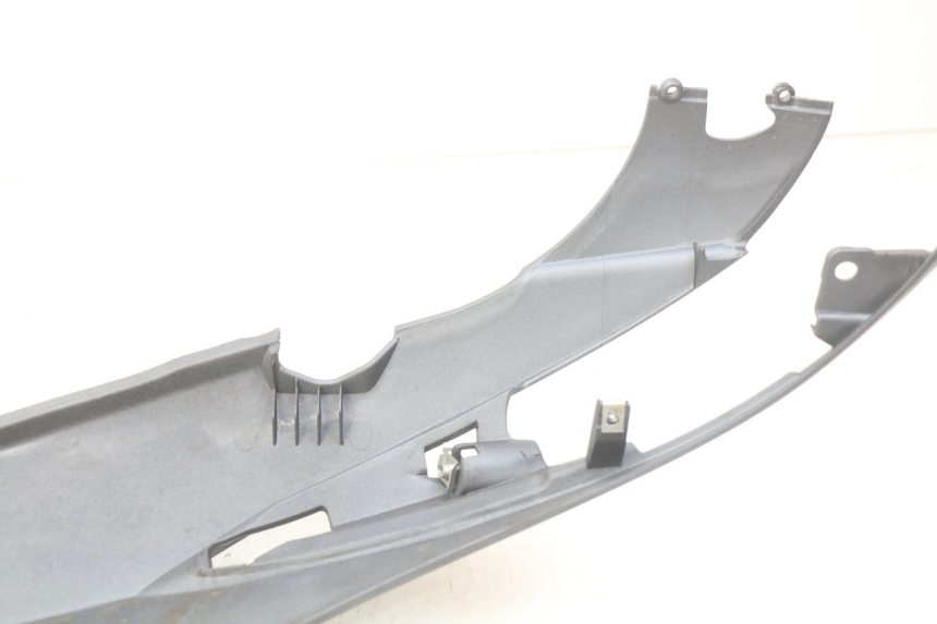 photo de RIGHT REAR SIDE PANEL PIAGGIO LIBERTY IGET 4T 50 (2015 - 2020) - Zoom on usage condition